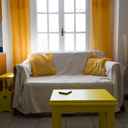 Marini Traditional Cottages Khloi Esterno foto